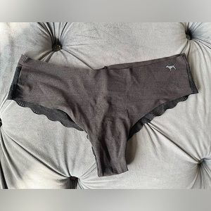 Pink cheeky seamless Panties